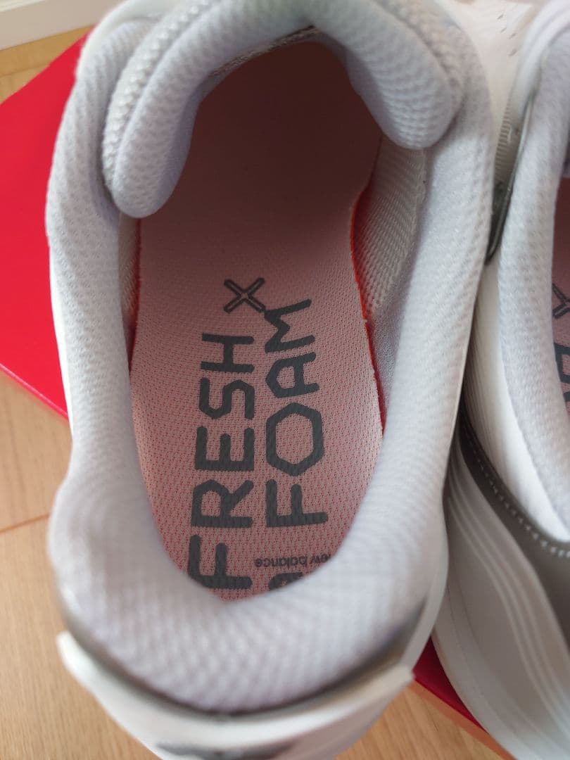 ニューバランス Fresh Foam 2500 X v5 SL 28cm