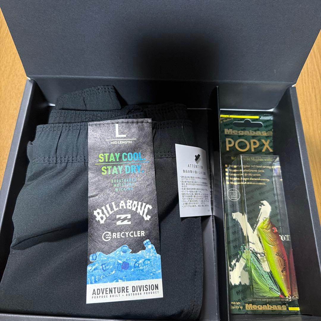 限定メガバスBILLABONG ミッドレングスショーツ L & POPX