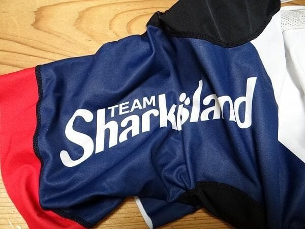 日本製 ウエイブワン TEAM Shark ビブショーツ 自転車 M