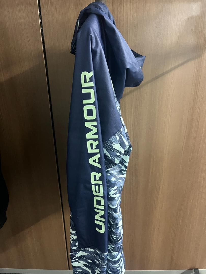 【Under Armour】 ネイビー迷彩ジャージ XL 吉田正尚着用モデル