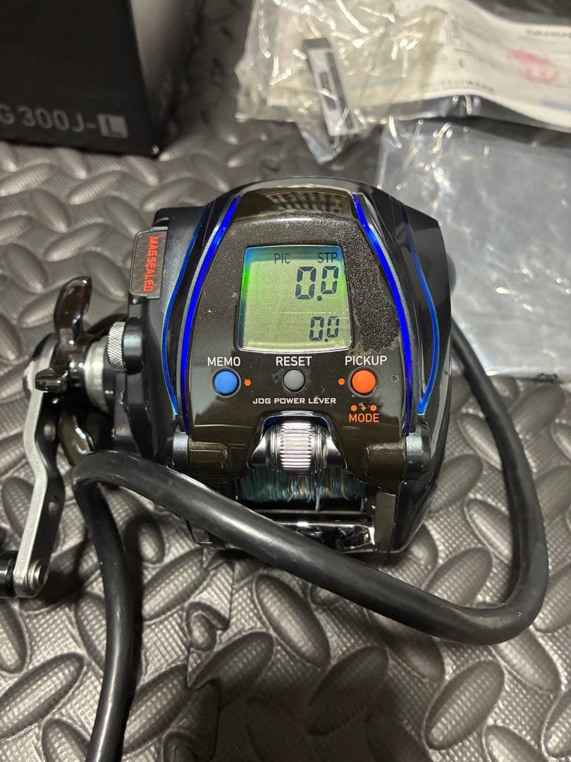 週末限定 最終値下げ ダイワ　シーボーグ　300JL 電動リール 左ハンドル 箱