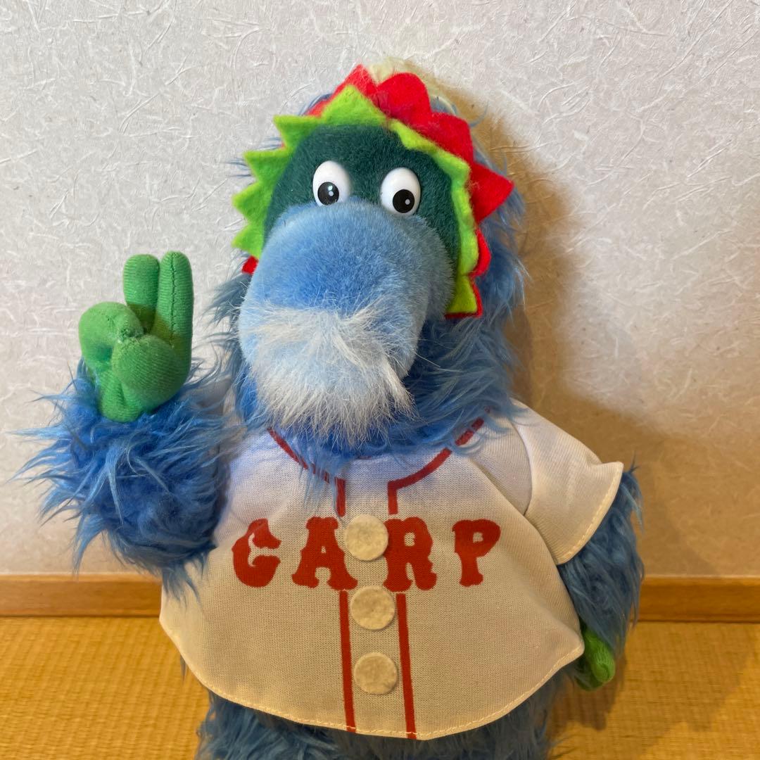 カープ　スライリー　ぬいぐるみ