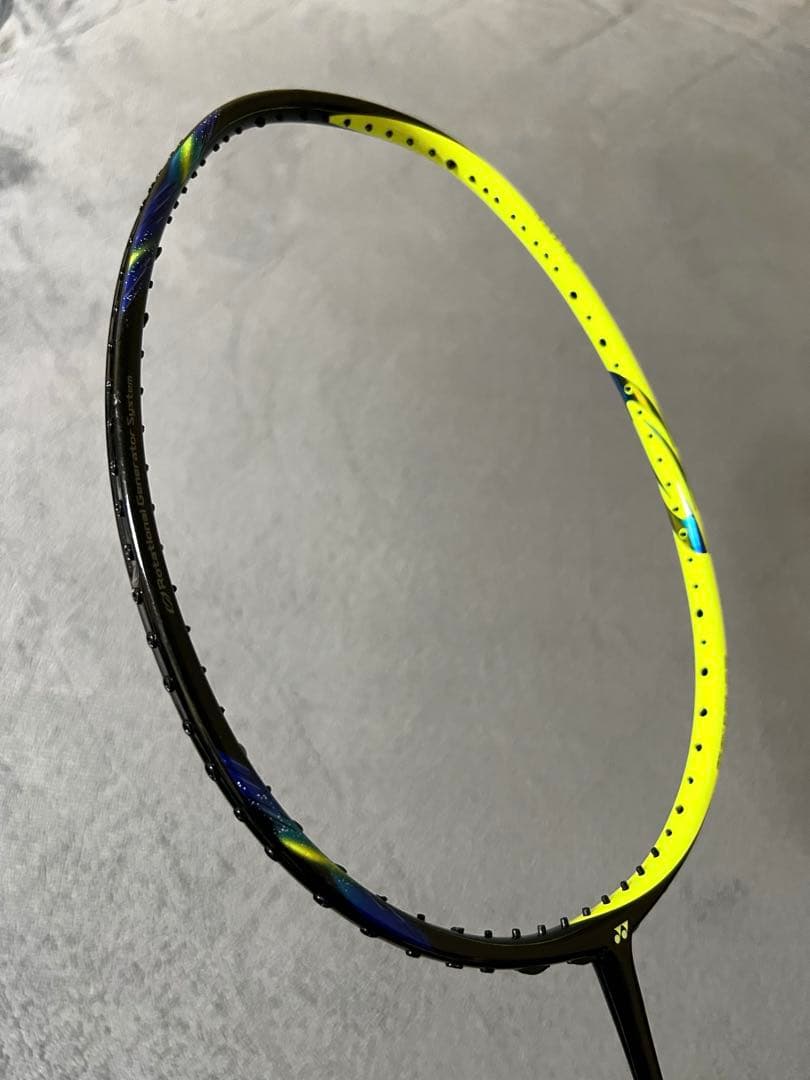 YONEX アストロクス77 4UG5