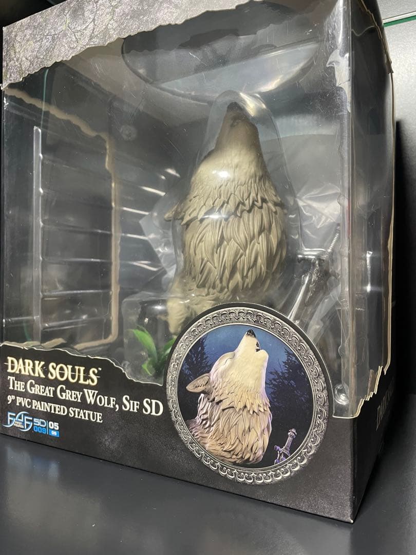 ダークソウル 灰色の大狼シフ SD PVC スタチュー