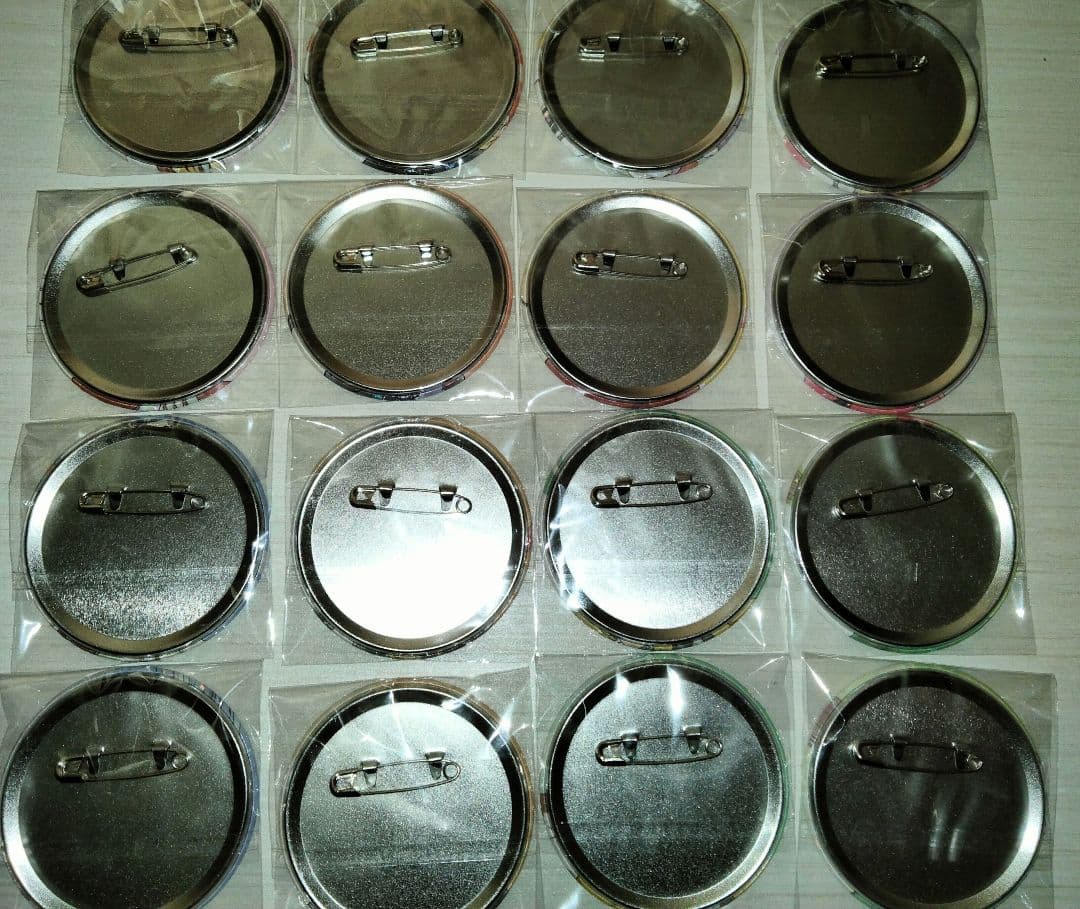 ふしぎ遊戯　当たり付き一撃コレクション　特大アクリルスタンド　缶バッジ全種セット