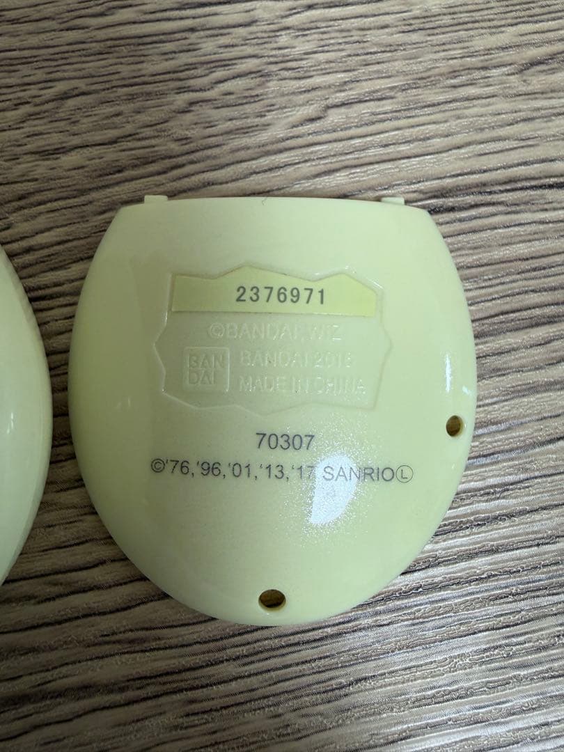 たまごっちみくす サンリオver 箱・説明書あり 美品 動作確認済み