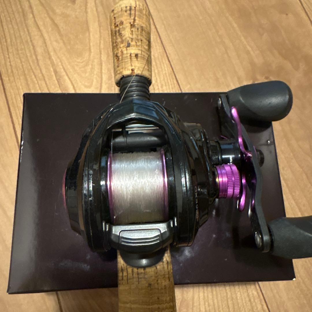 Abu Garcia REVO EXD-W ベイトリール