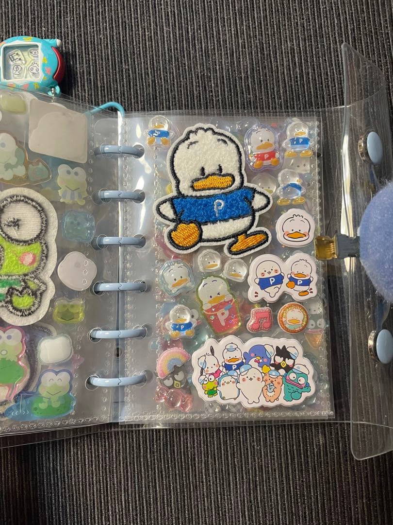 シール帳　完成品　サンリオ　はぴだんぶい
