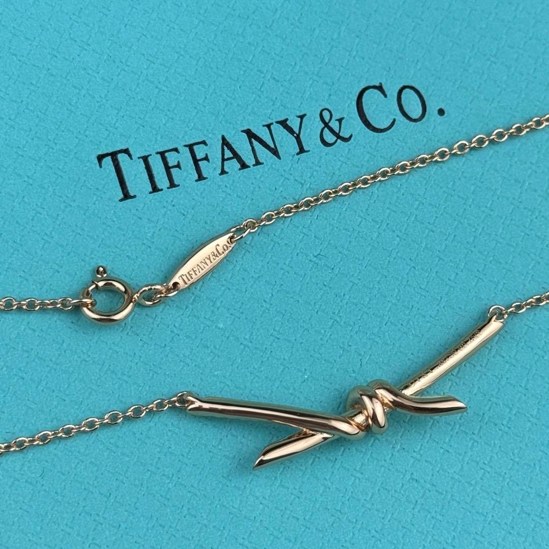 ノベルティ Tiffany ティファニーノット　ペンダント