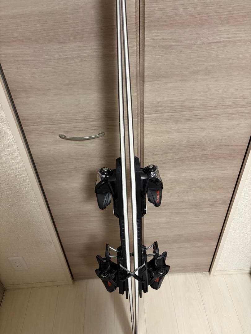 ロシニョールROSSIGNOLスーパーヴィラージュⅧ LTD 166cm 値引可