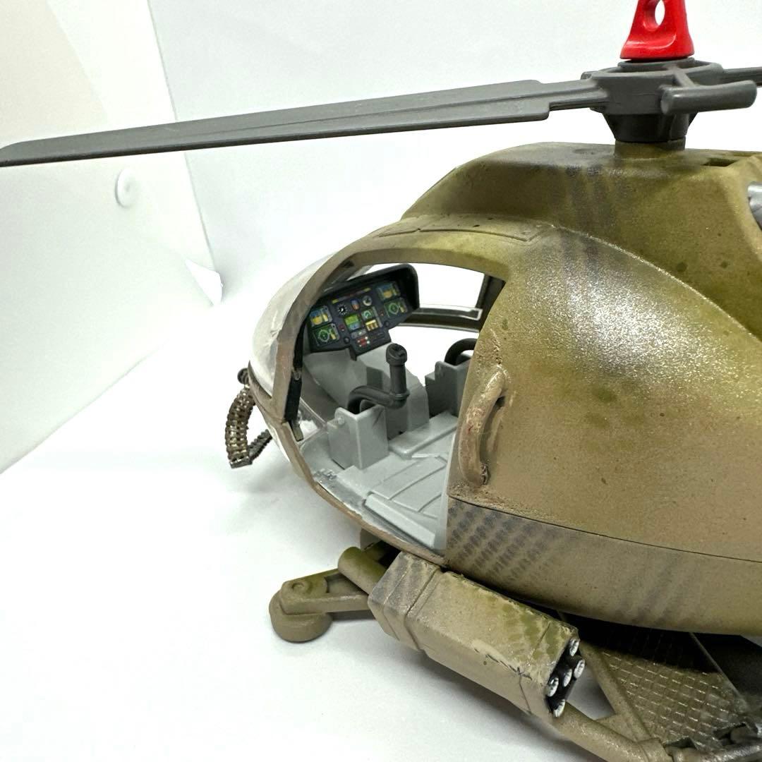 ミリタリー Desert Scorpion Helicopter & Desert Jeep