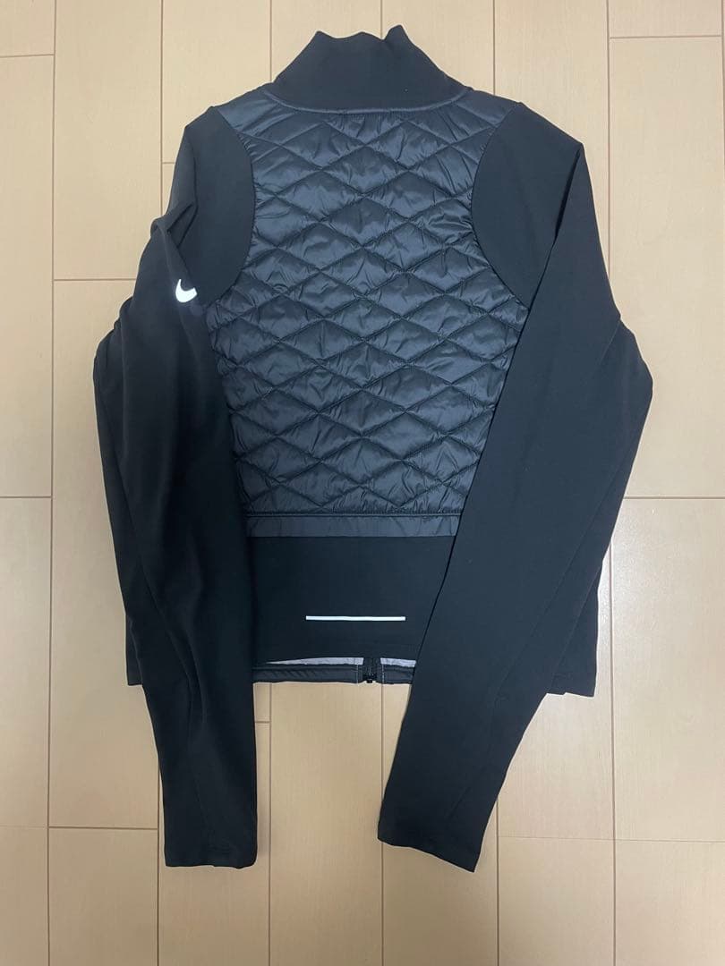 【美品】NIKE エアロレイヤー ランニング ジャケット　レディース Lサイズ