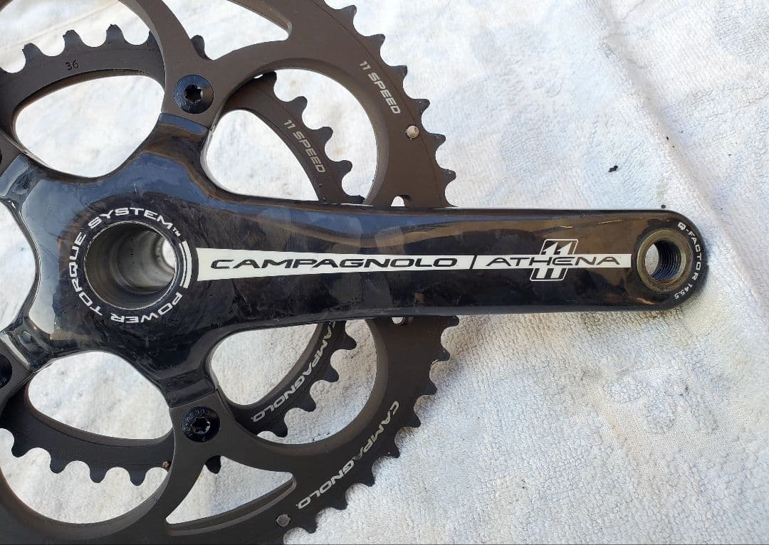 カンパニョーロ 11s アテナ カーボンクランク 165mm　BBカップ付き！