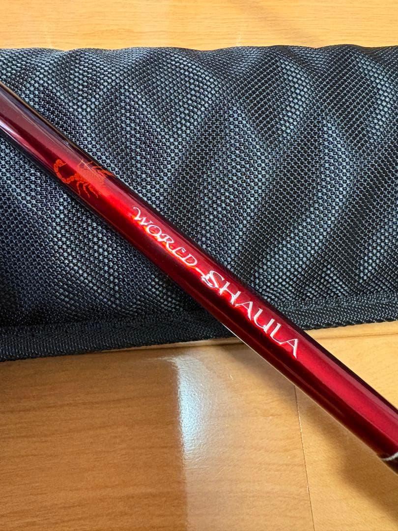 （極上美品）WORLD SHAULA 2832RS-2 バスロッド