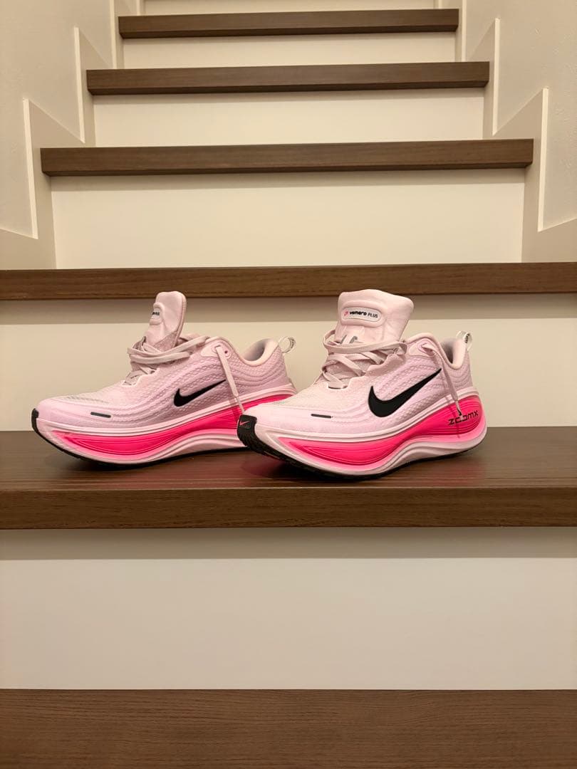Nike ナイキ ボメロプラス 25.5cm