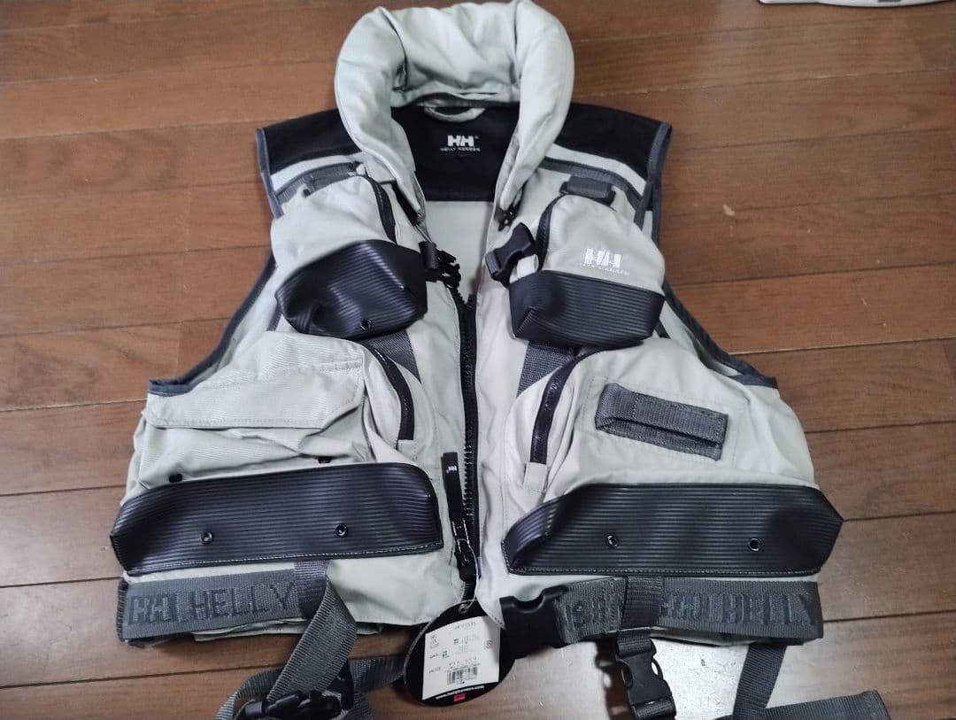Helly Hansen ANGLER ライフジャケット　Mサイズ