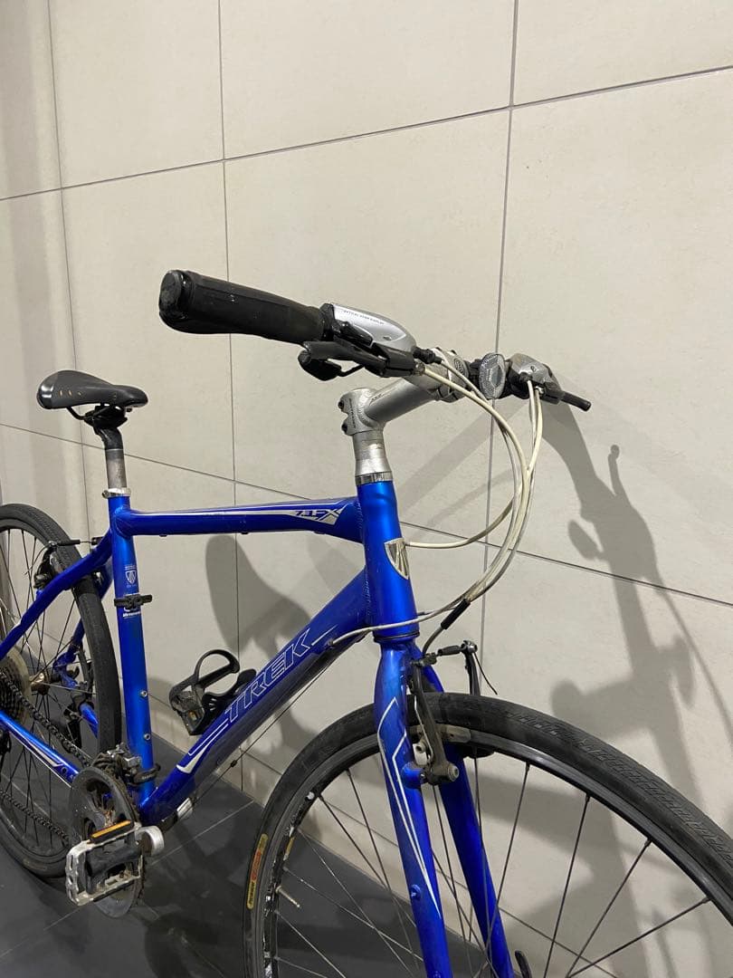 TREK FX7.3 クロスバイク　トレック fx7.2 23自転車　fx234