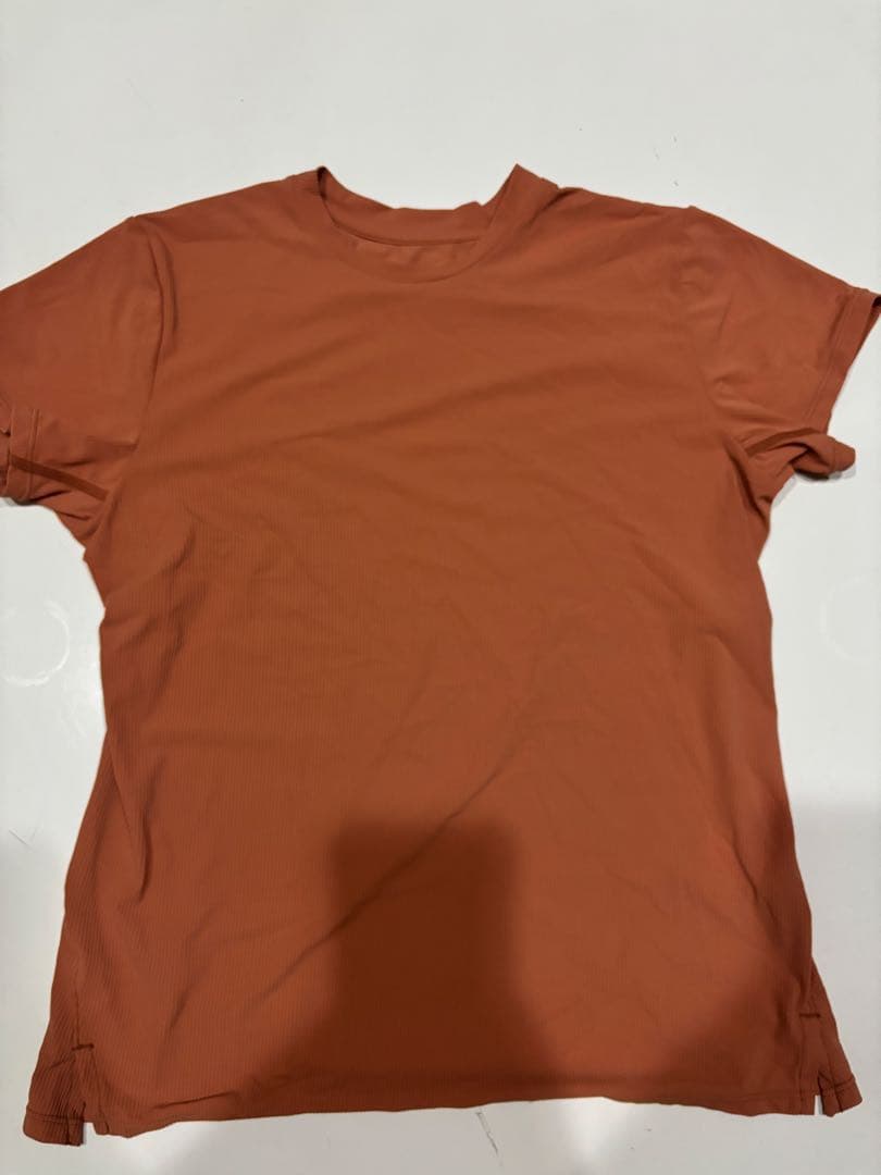 エレッセ　テニスウェア　レディースＭ　セット　シャツは新品