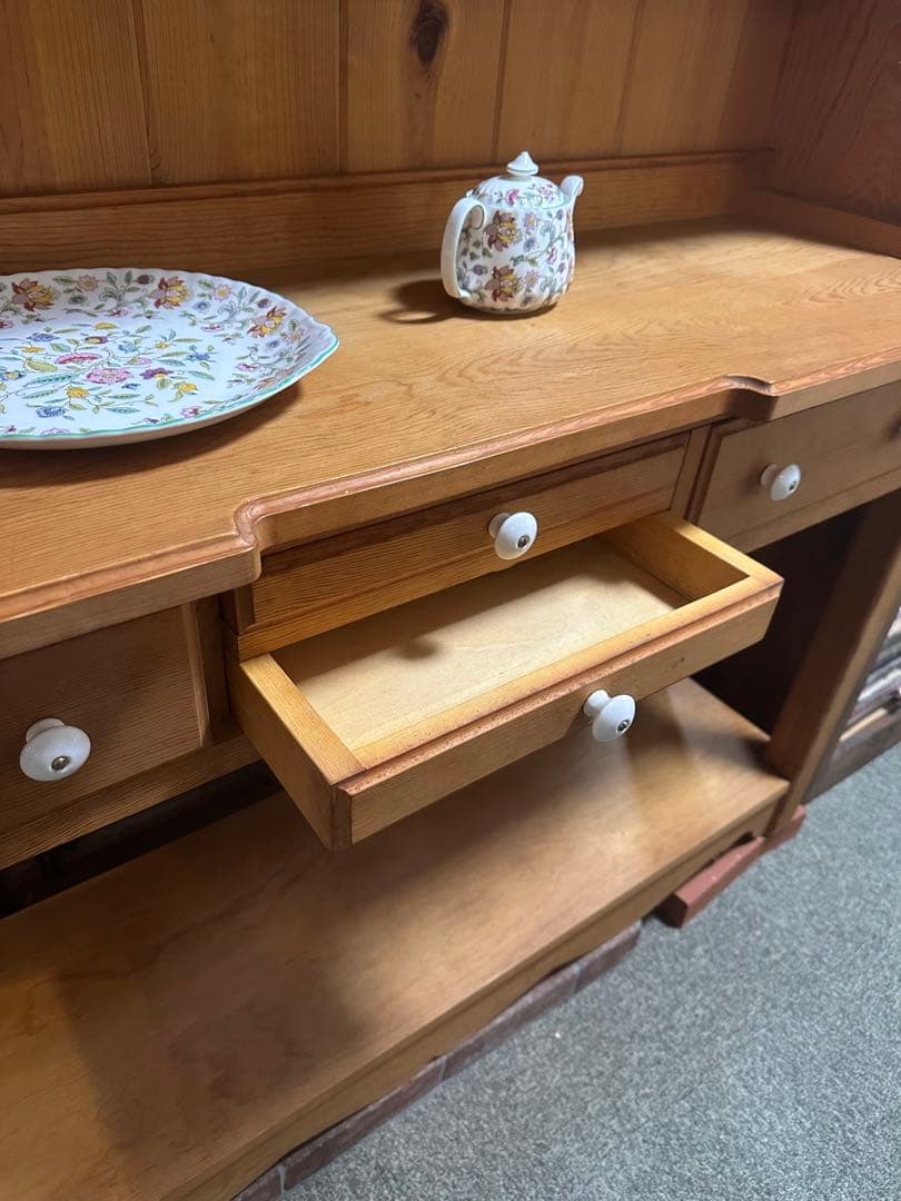 ハンドメイド　大型　カップボード
