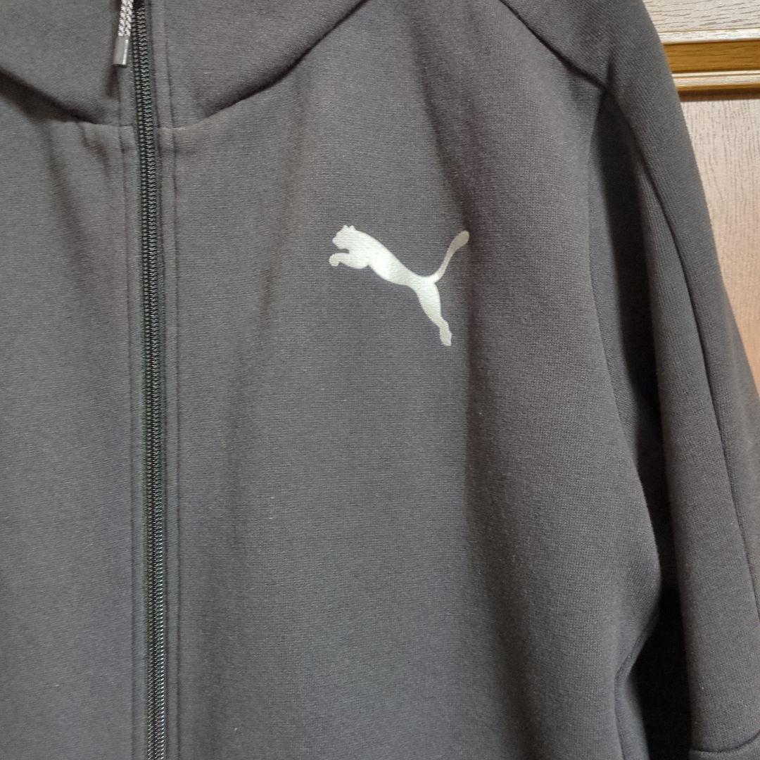 ☆Puma　プーマ　パーカー☆