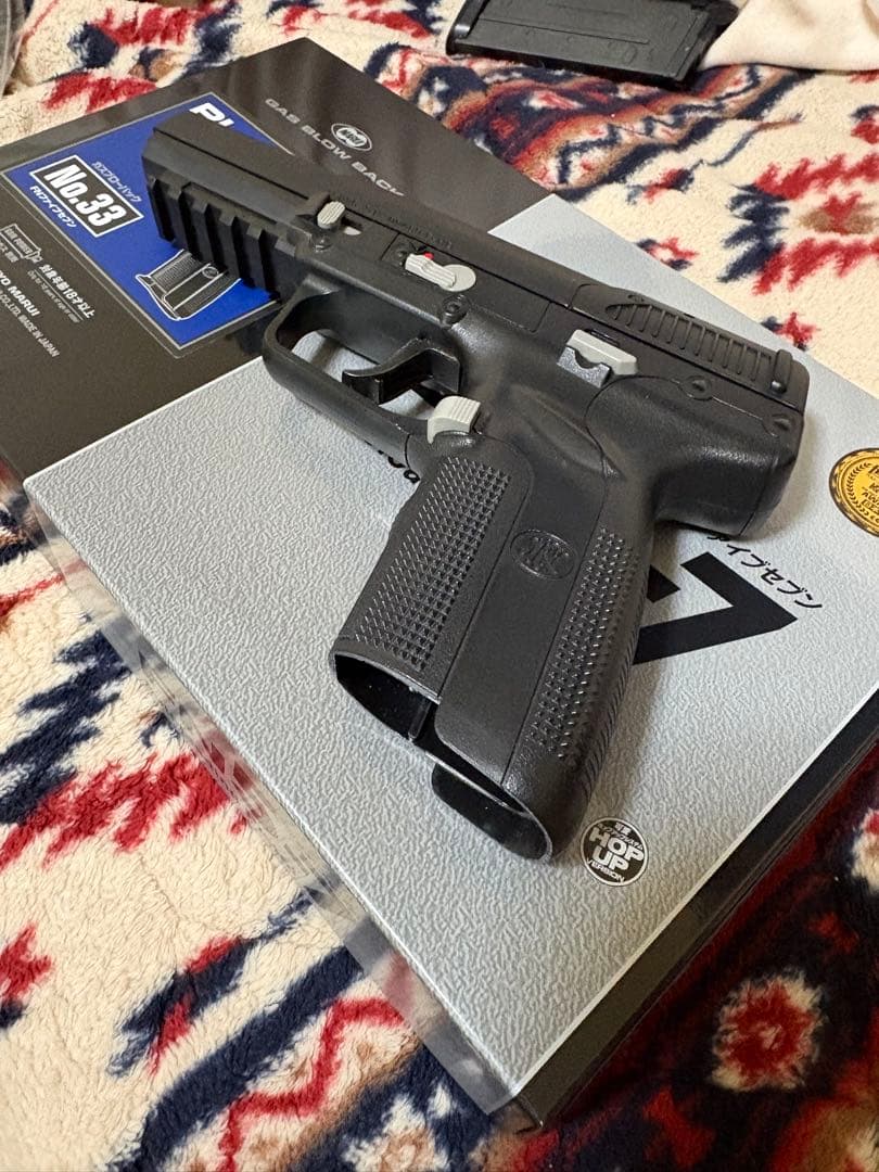 FN5-7 （fn57）ガスブローバック ブラックモデル
