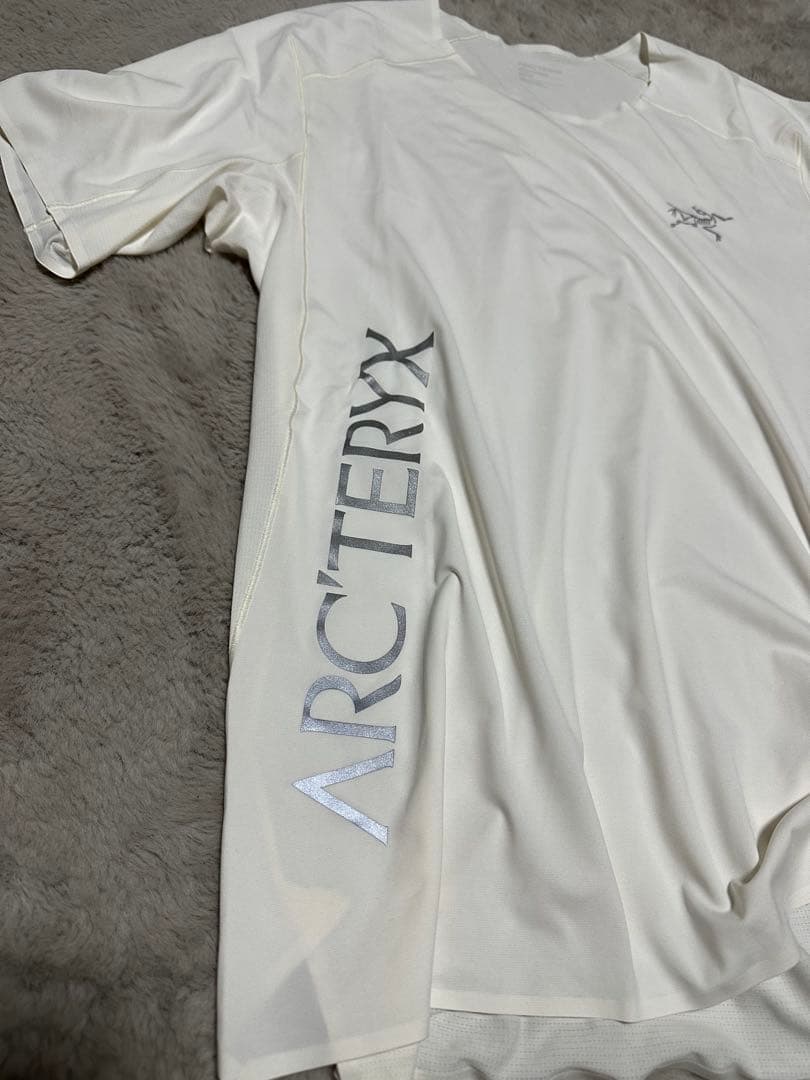 arc'teryx Norvan Downword Logo SS Mサイズ