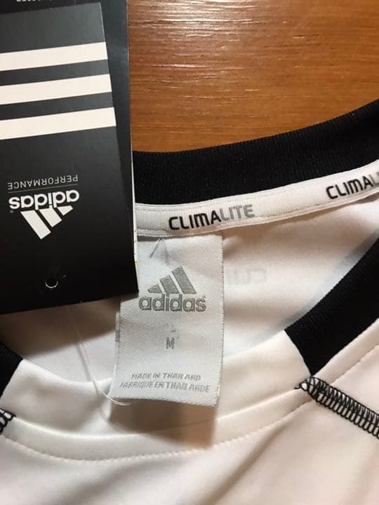 新品正規品adidasムアントン・ユナイテッド「28」財前宣之半袖Mユニフォーム