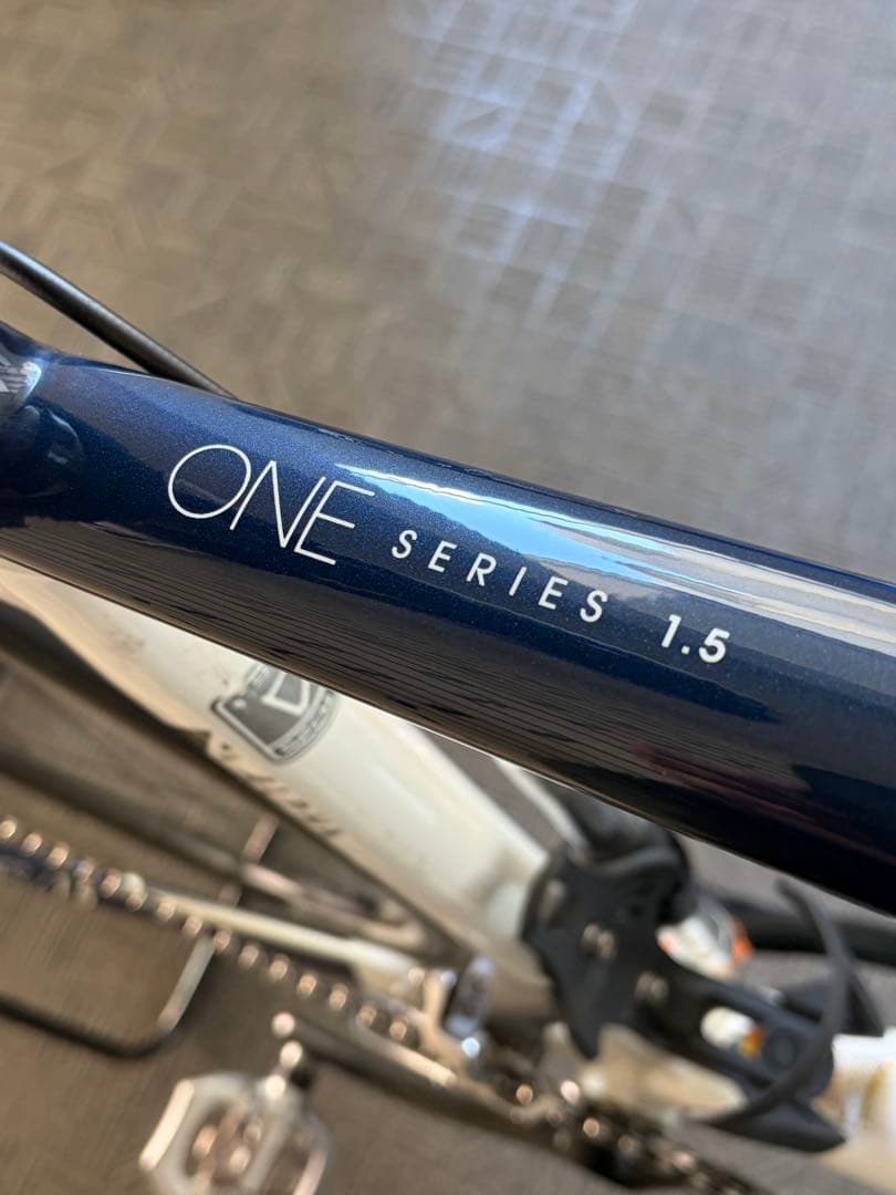 ●TREK トレック ONE SERIES 1.5 アルミ ロードバイク