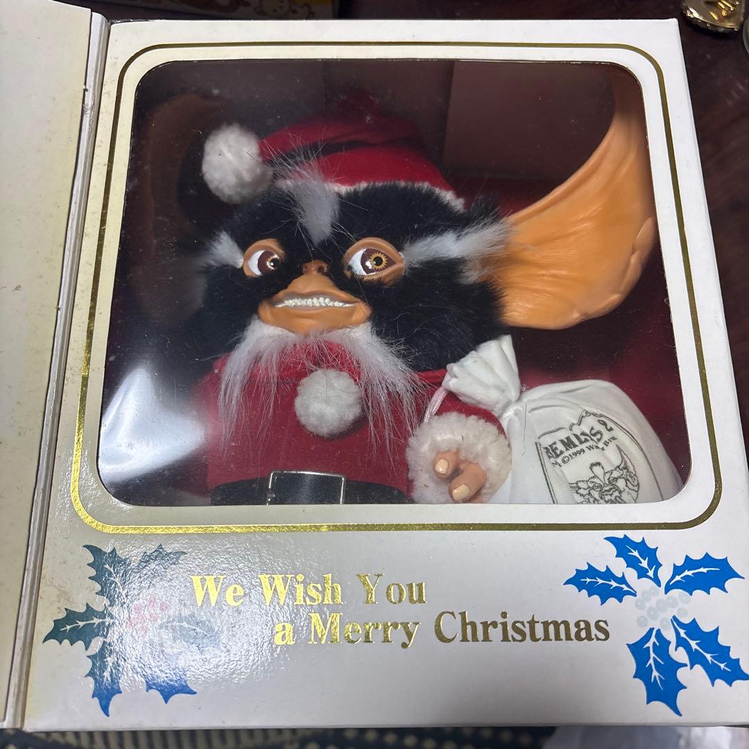 ひ*様 GREMLINS 2 限定モホークサンタフィギュア