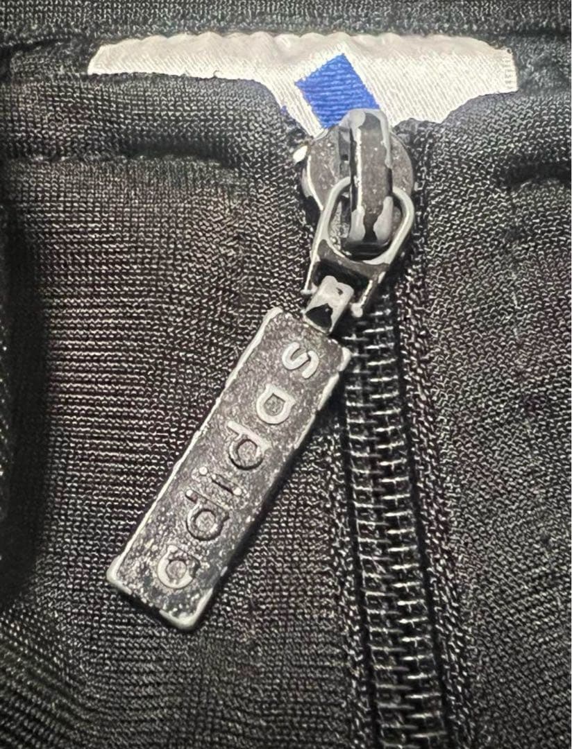 adidas トラックジャケット 万国旗タグ 古着