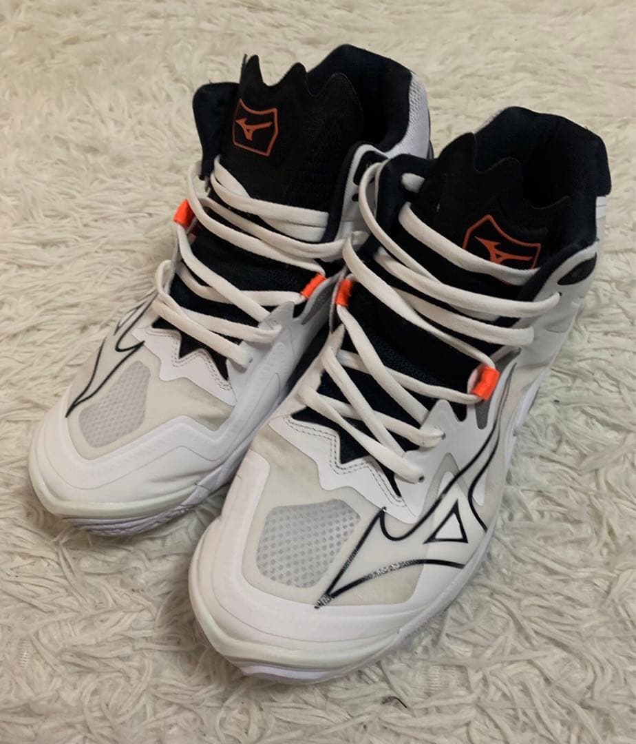 Mizuno Wave Lightning Z8 ミズノ　スニーカー　28㎝