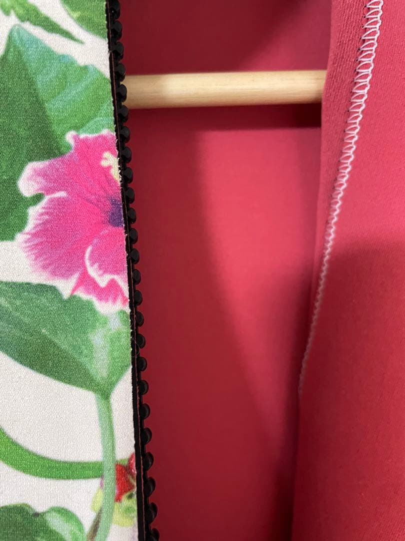 Maxim フルスーツ 花柄　キッズ　110