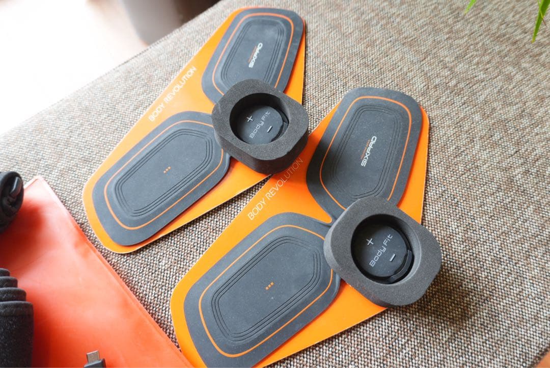 【正規品・取説有り】SIXPAD BODY FIT2