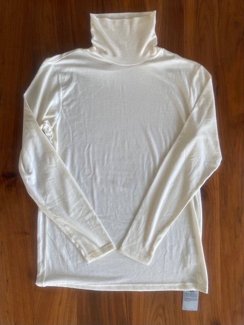 新品未使用★ TRAVISMATHEW トラヴィスマシュー　薄手タートルネック