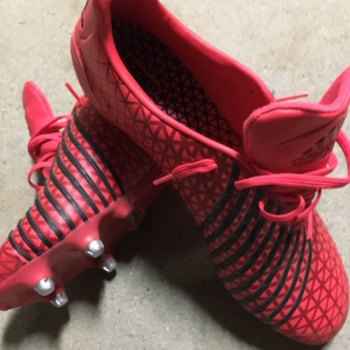 adidas プレデター Malice SG ショックレッド