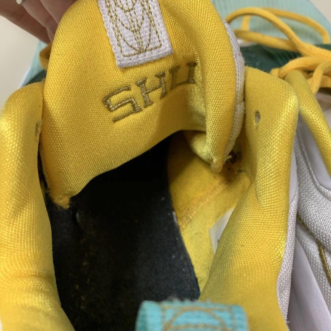 NIKE ナイキ バスケットボールシューズ ホワイト/グリーン/イエロー