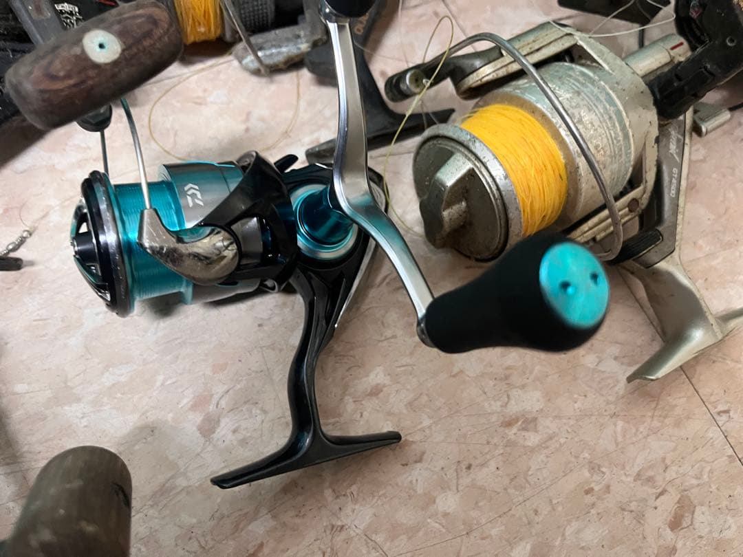 19個ジャンクリール　SHIMANO DAIWA などまとめ売り