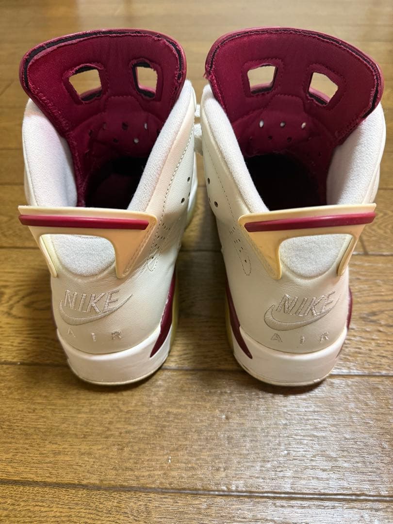 Nike Air Jordan 6 ホワイト/マルーン