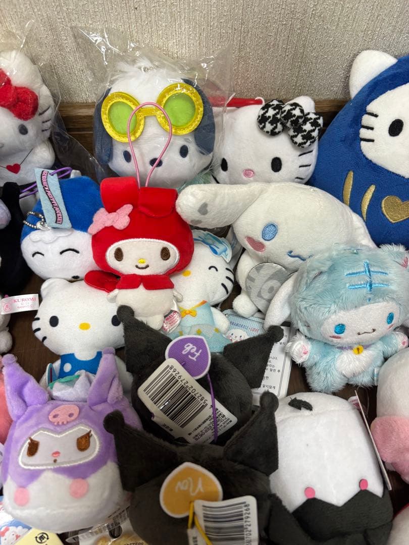 サンリオ　ぬいぐるみ　マスコット　まとめ売り