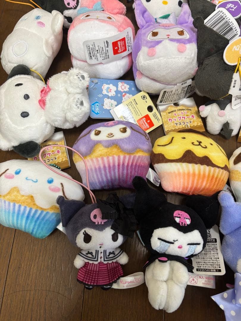 サンリオ　ぬいぐるみ　マスコット　まとめ売り