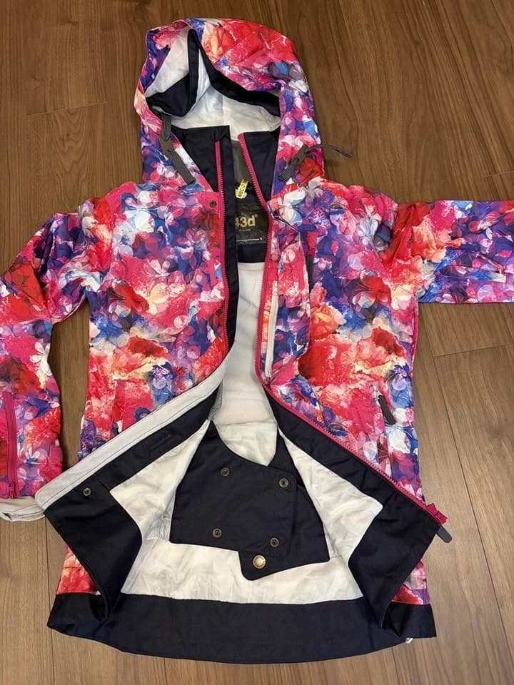【超美品】上下スノーボードウェア 女性用＿サイズ：上下ともにS