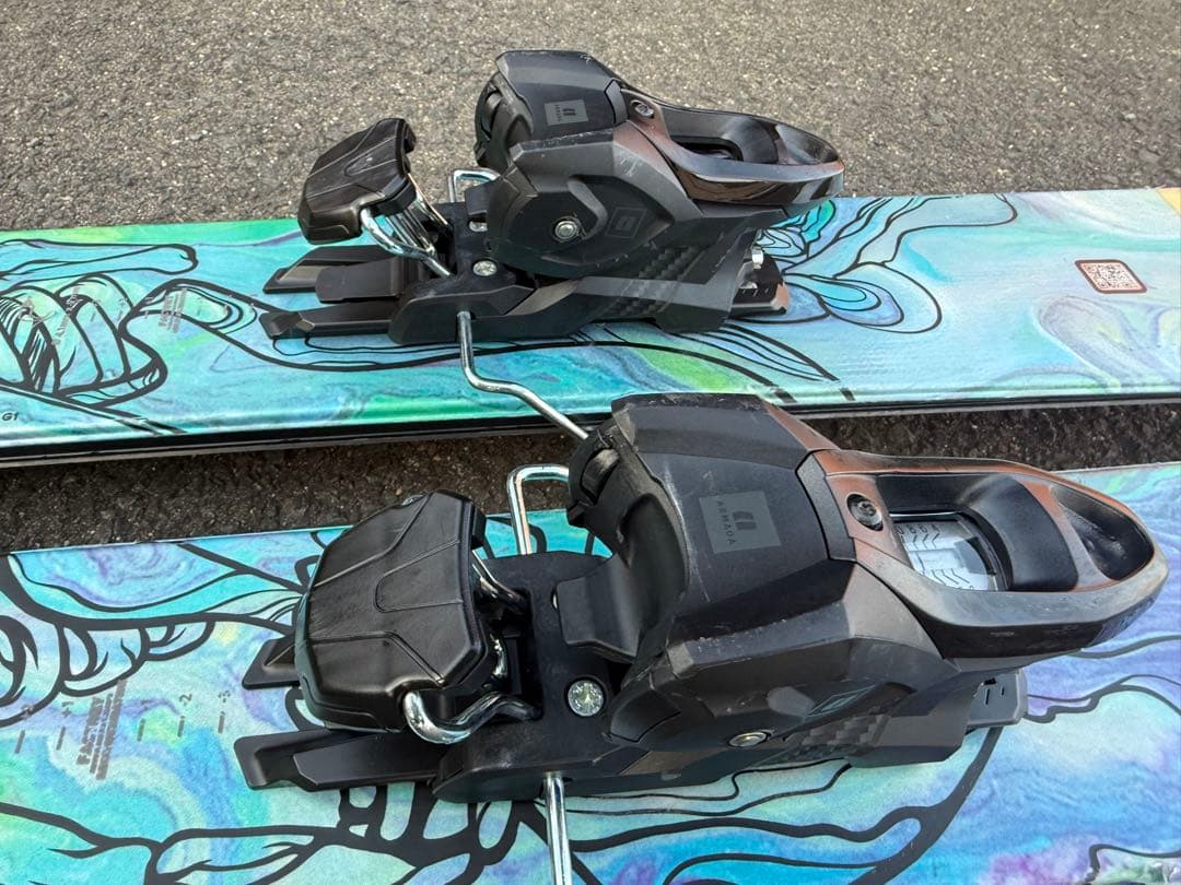 ATOMIC BENT CHETLER 120 アトミック　スキー板　パウダー