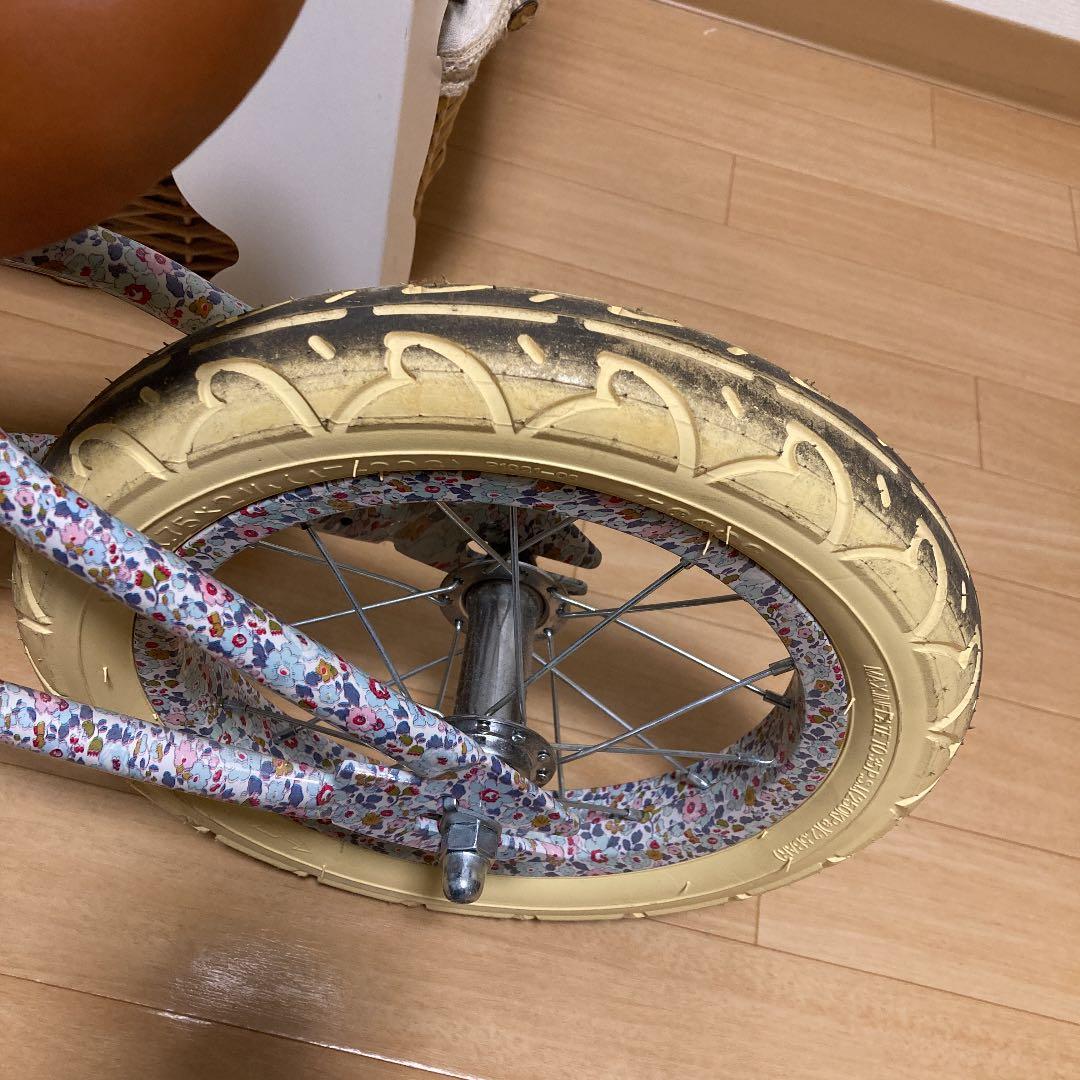 日本未発売　BANWOODxLIBERTY LONDON