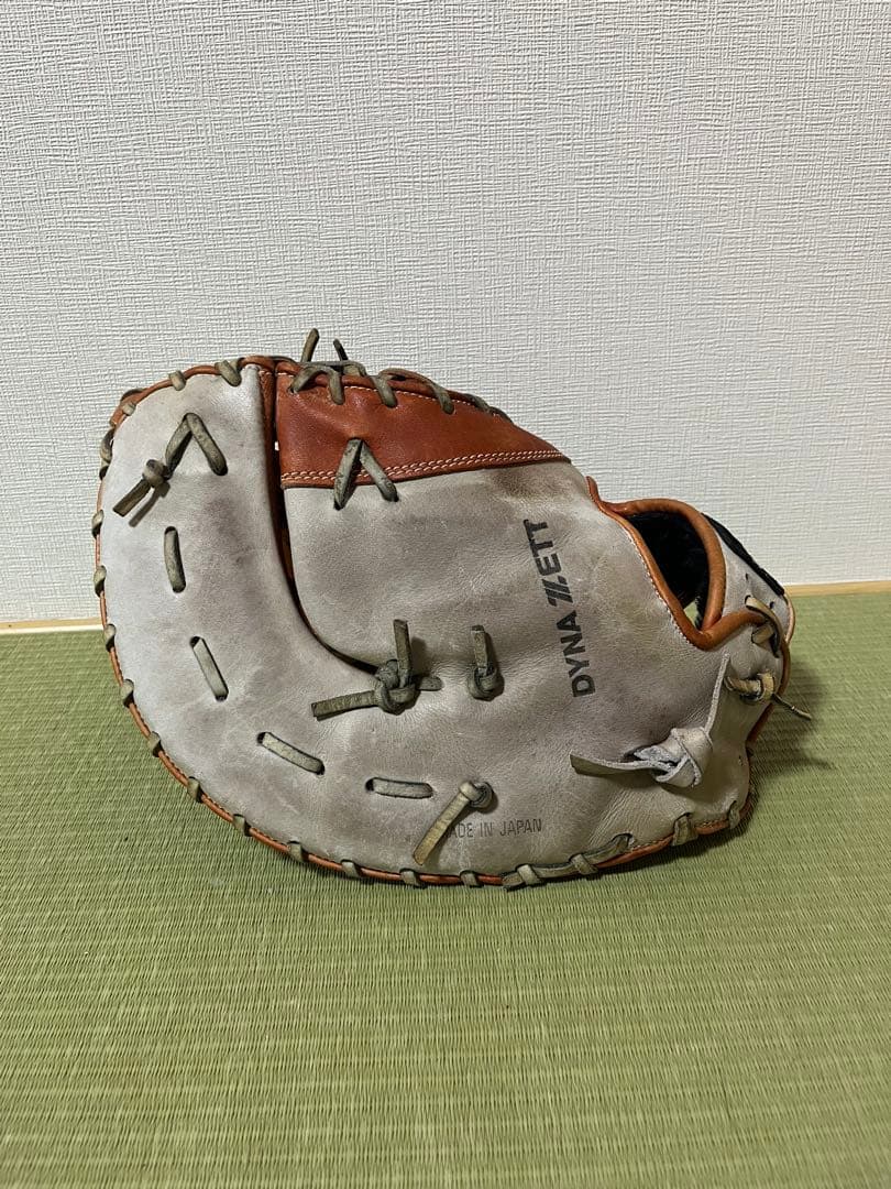 ジャイアン　ゼット軟式ファーストミット　大人グローブグラブZEET 一塁