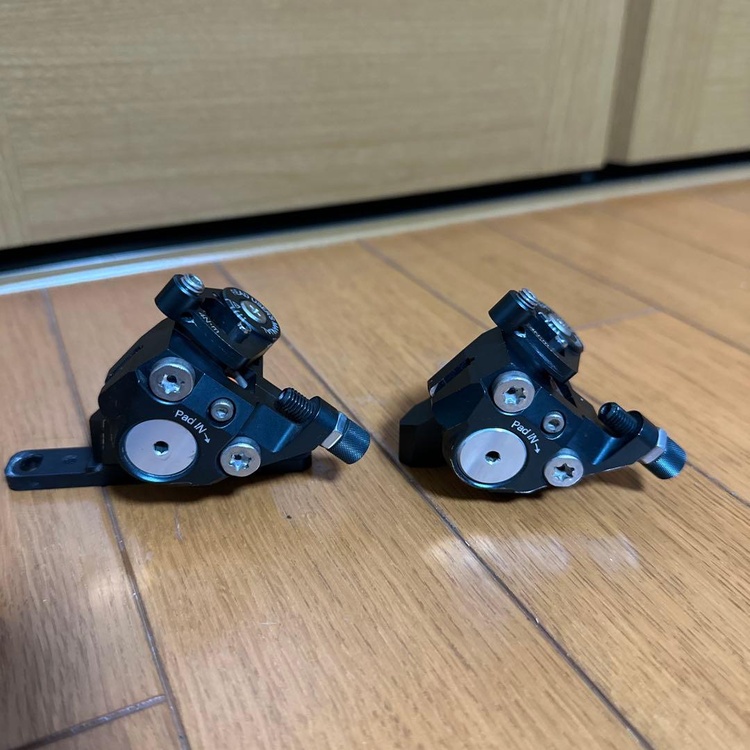 グロータック EQUAL 機械式ディスクブレーキ 黒 フラットマウント