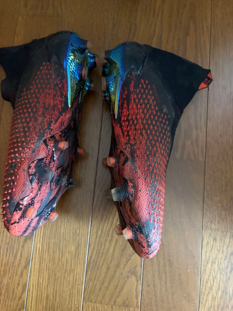 adidas プレデターレースレス
