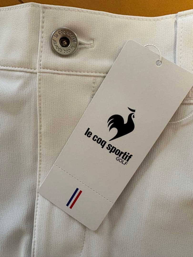 ルコックゴルフ✴︎フレアが可愛い新品スカート sizeLL✴︎ホワイト×ネイビー