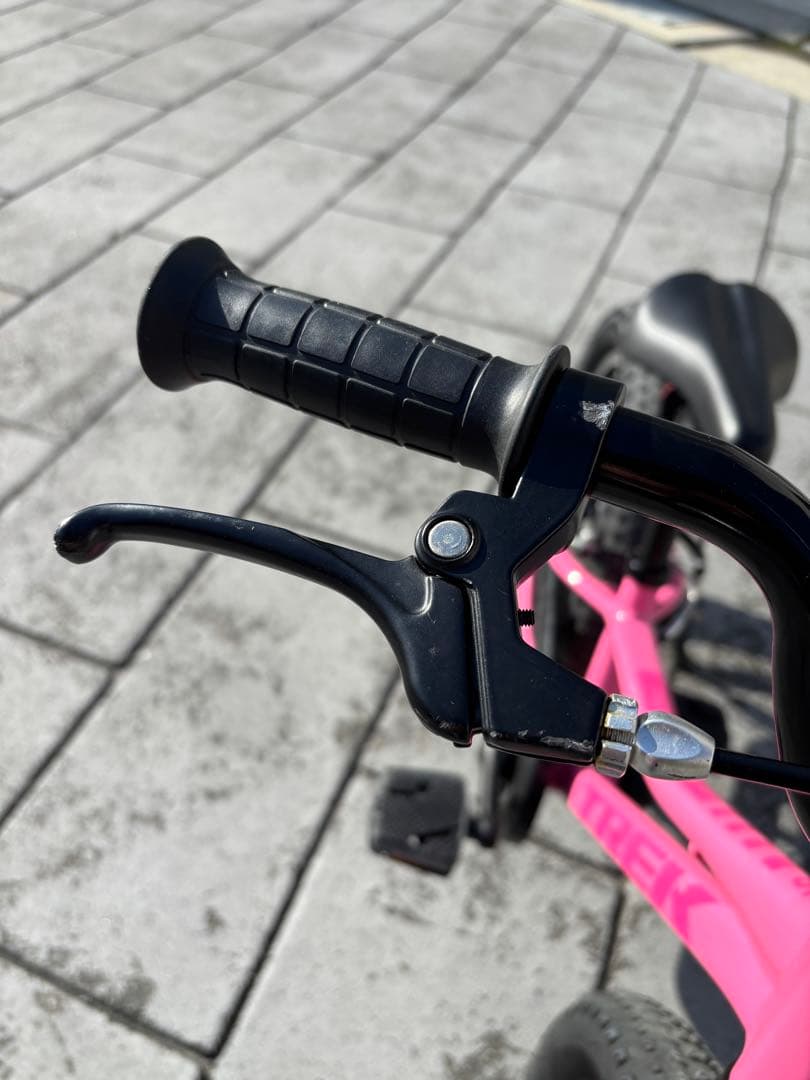 TREK Precaliber 16 ピンク （補助輪あり）