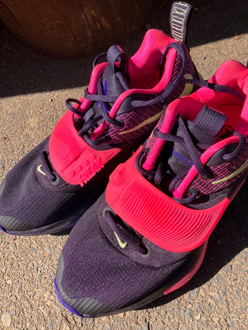 (試着のみ) NIKE ZOOM FREAK 3 (25.5cm)