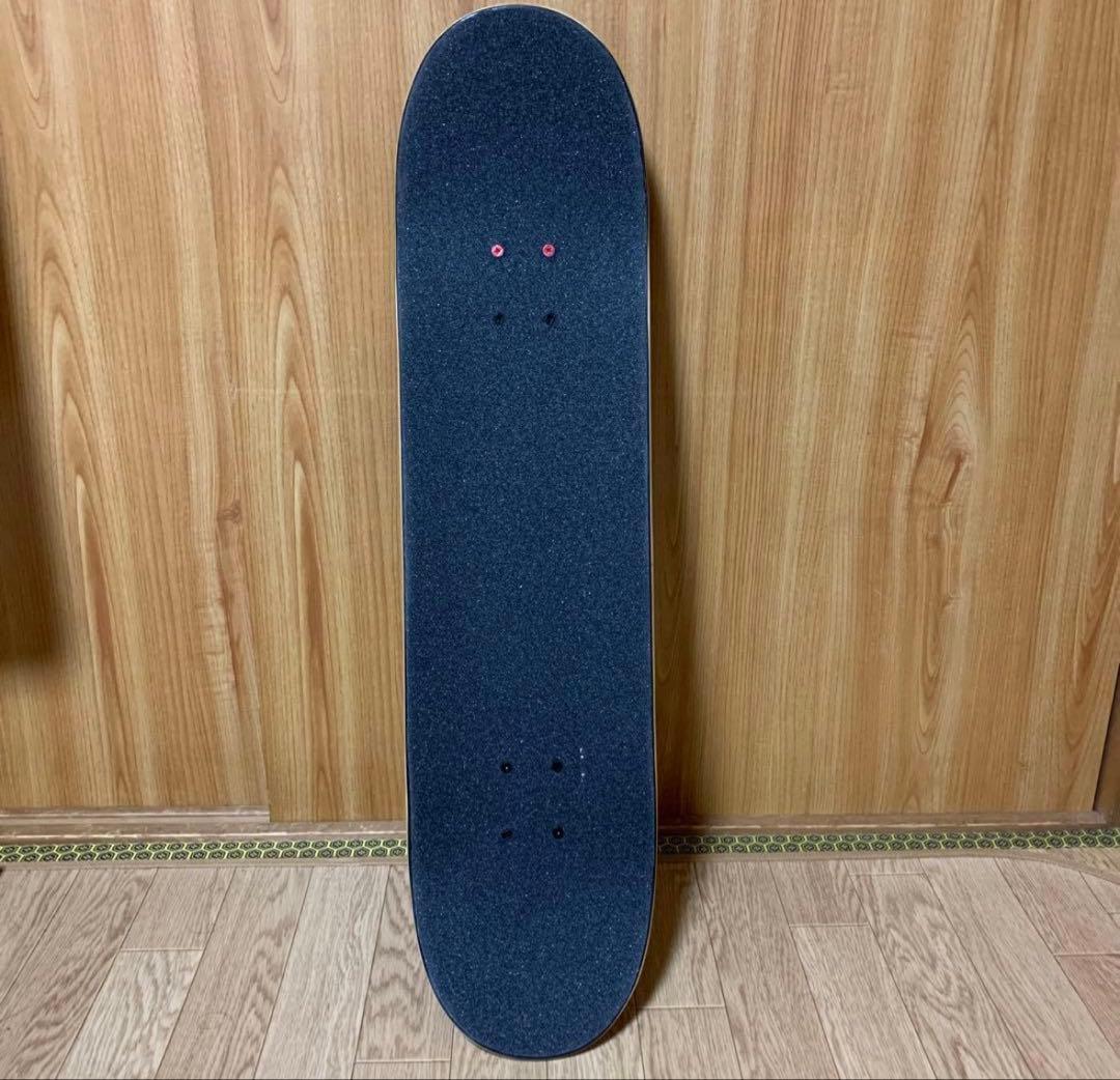 スケートボード ブラックデッキ 52mmホイール